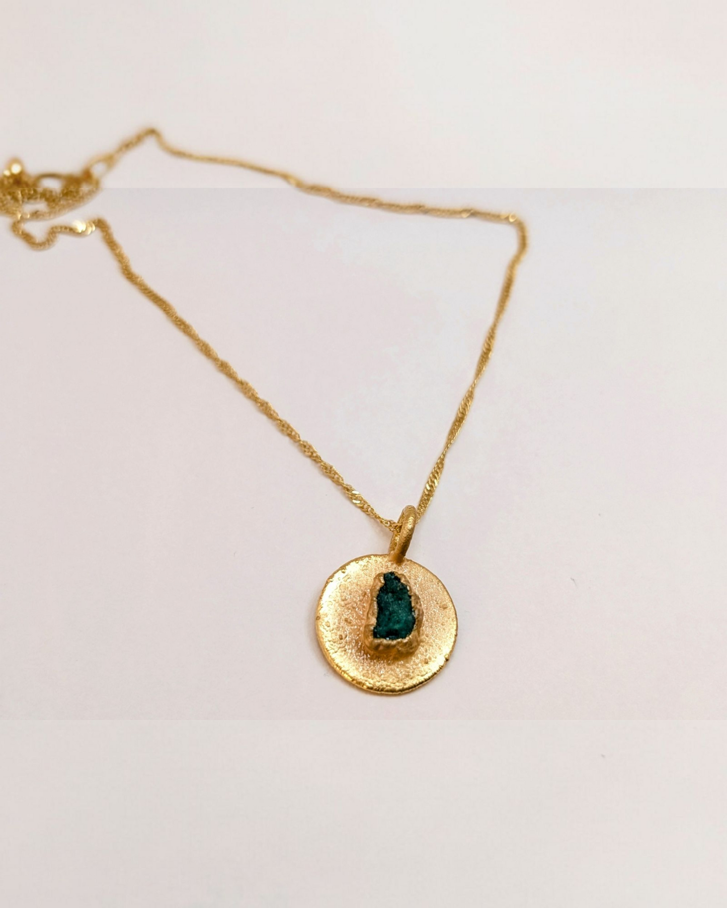 Alma Pendant Necklace
