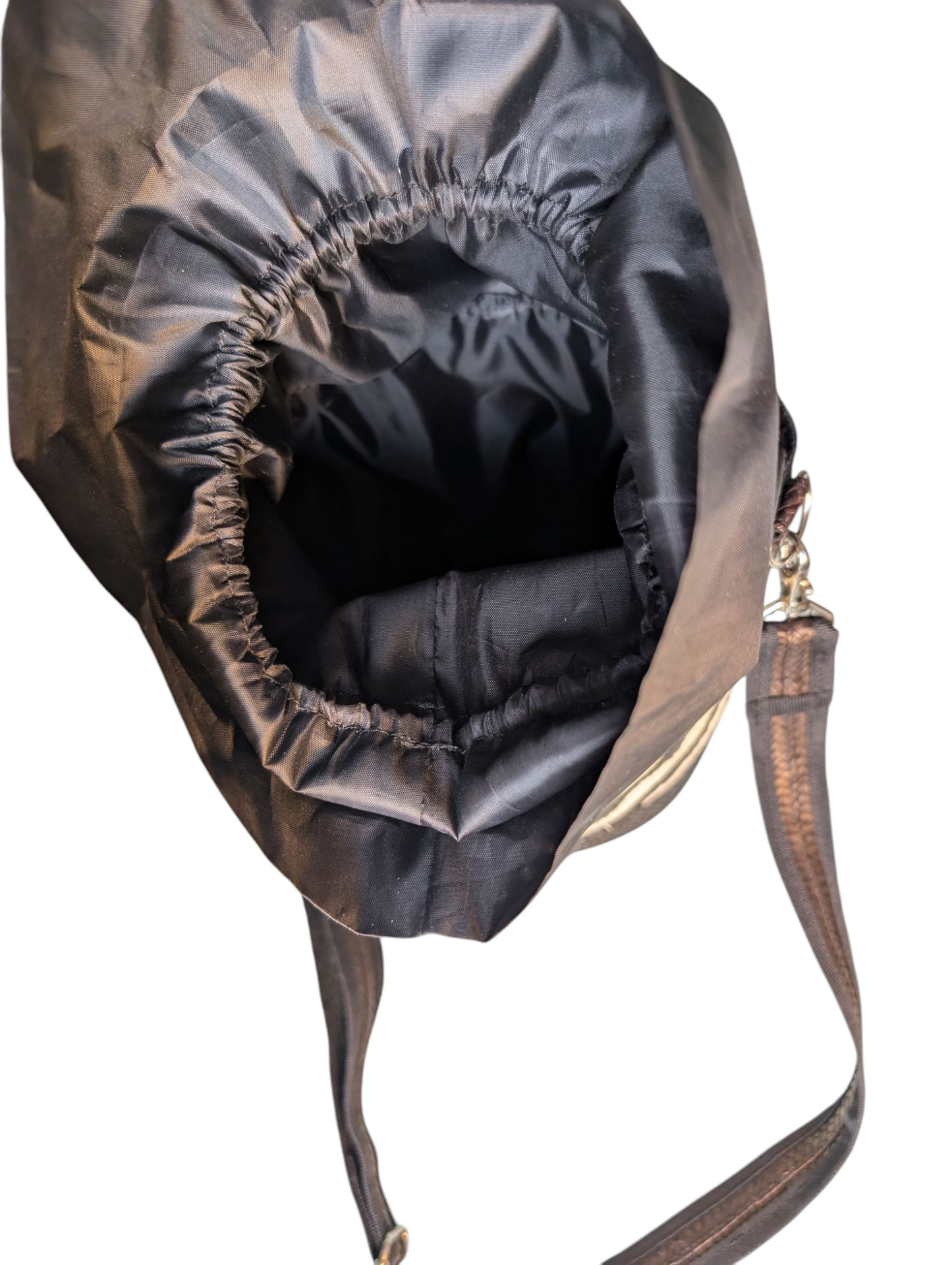 Twisted Caña Flecha Bucket Bag