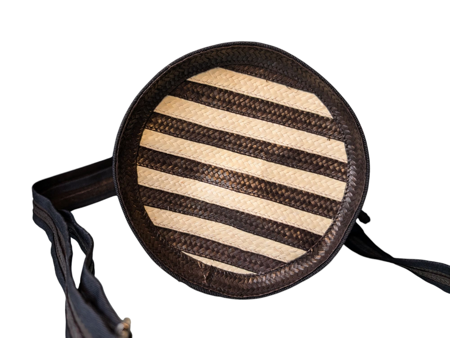 Twisted Caña Flecha Bucket Bag