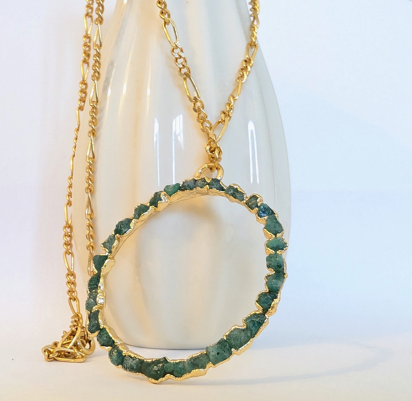 Medium Wreath Pendant Necklace (4cm)