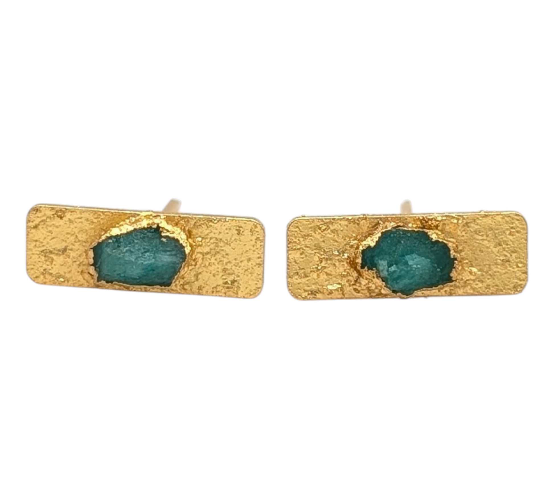 gold earrings rectangular emerald in the middle