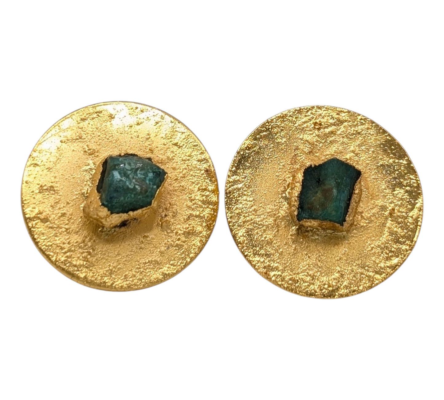 Pair of gold round earrings with emeralds