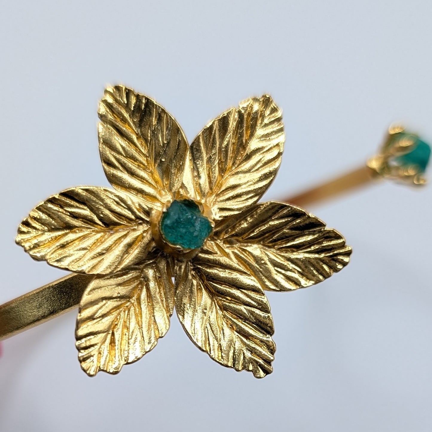 Muze Emerald Flower Bracelet