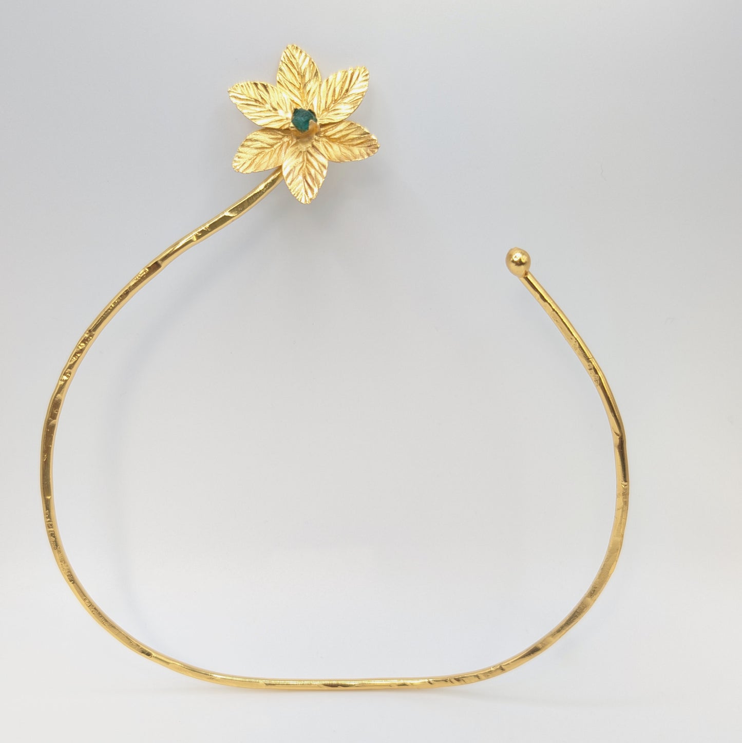Muze Emerald Flower Choker