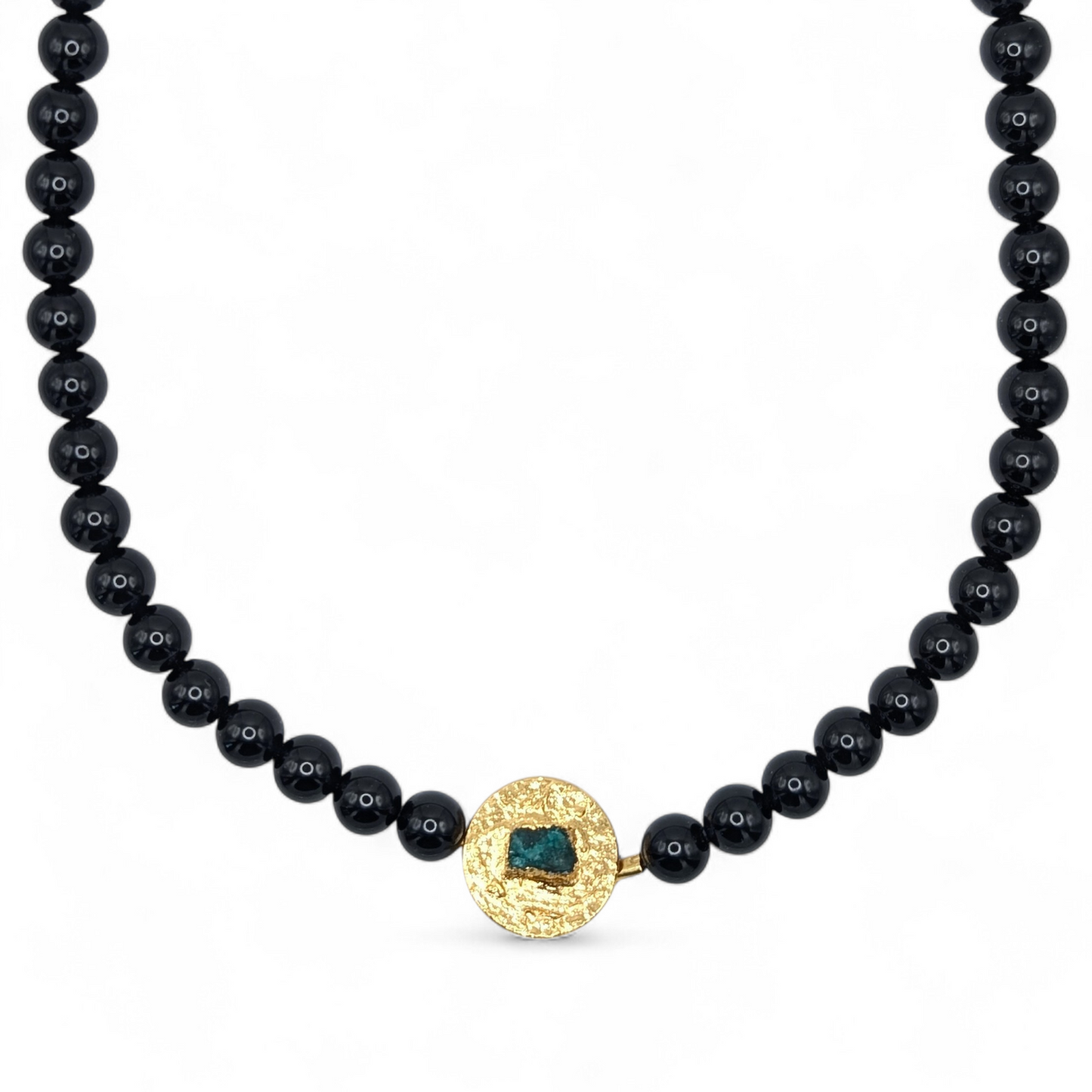 Alma Emerald and Onix Necklace